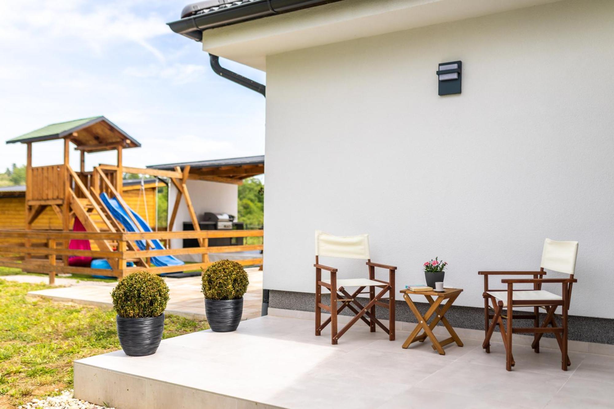 Forestview Villa *